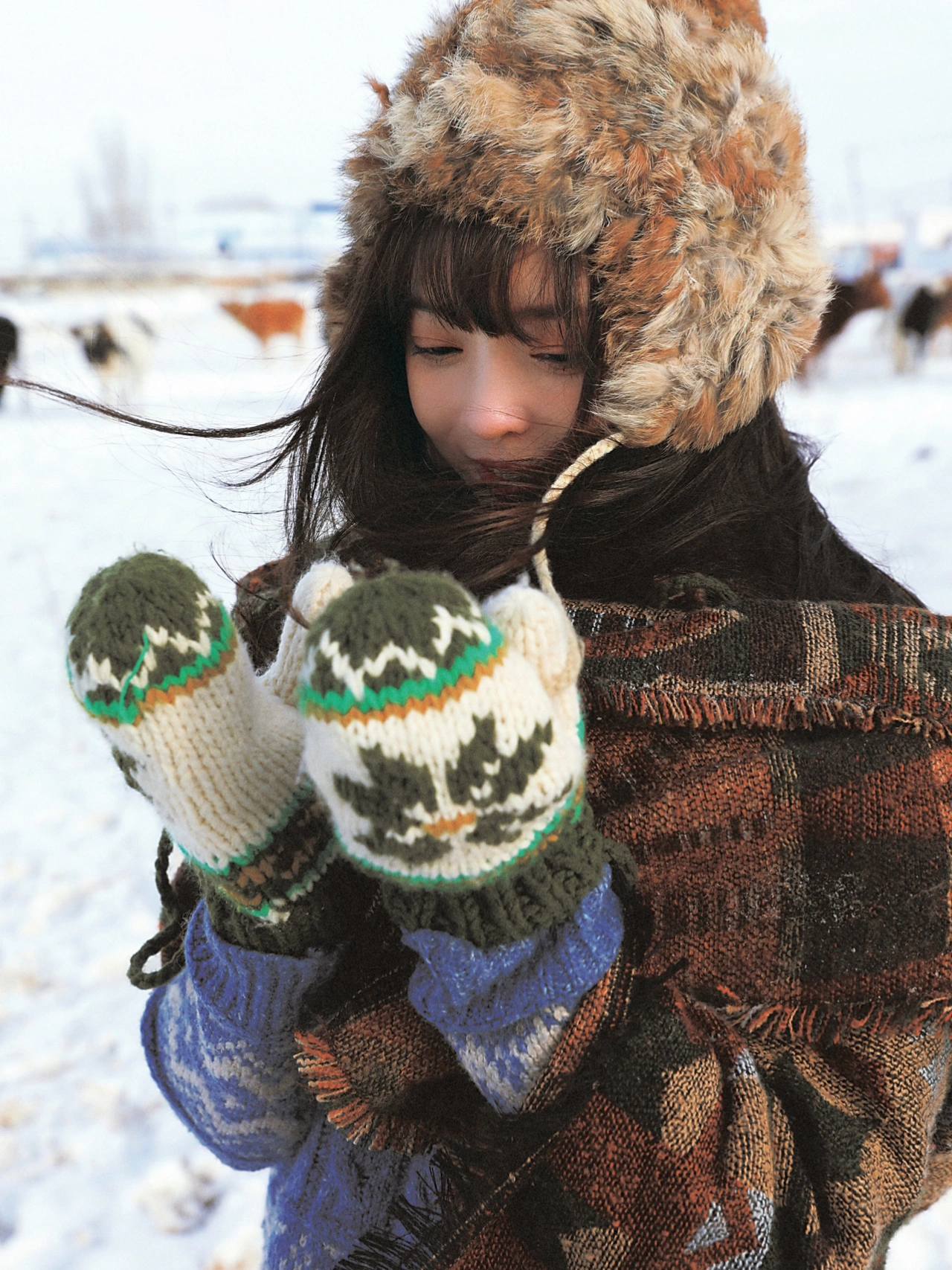 兔毛帽子针织毛绒毛线显脸小皮草护耳毛绒雪山旅游保暖防寒渔夫帽