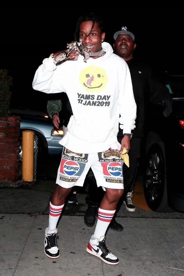 asap rocky白色笑脸合作款 yams dayhoodie 立体笑脸毛圈连帽卫衣