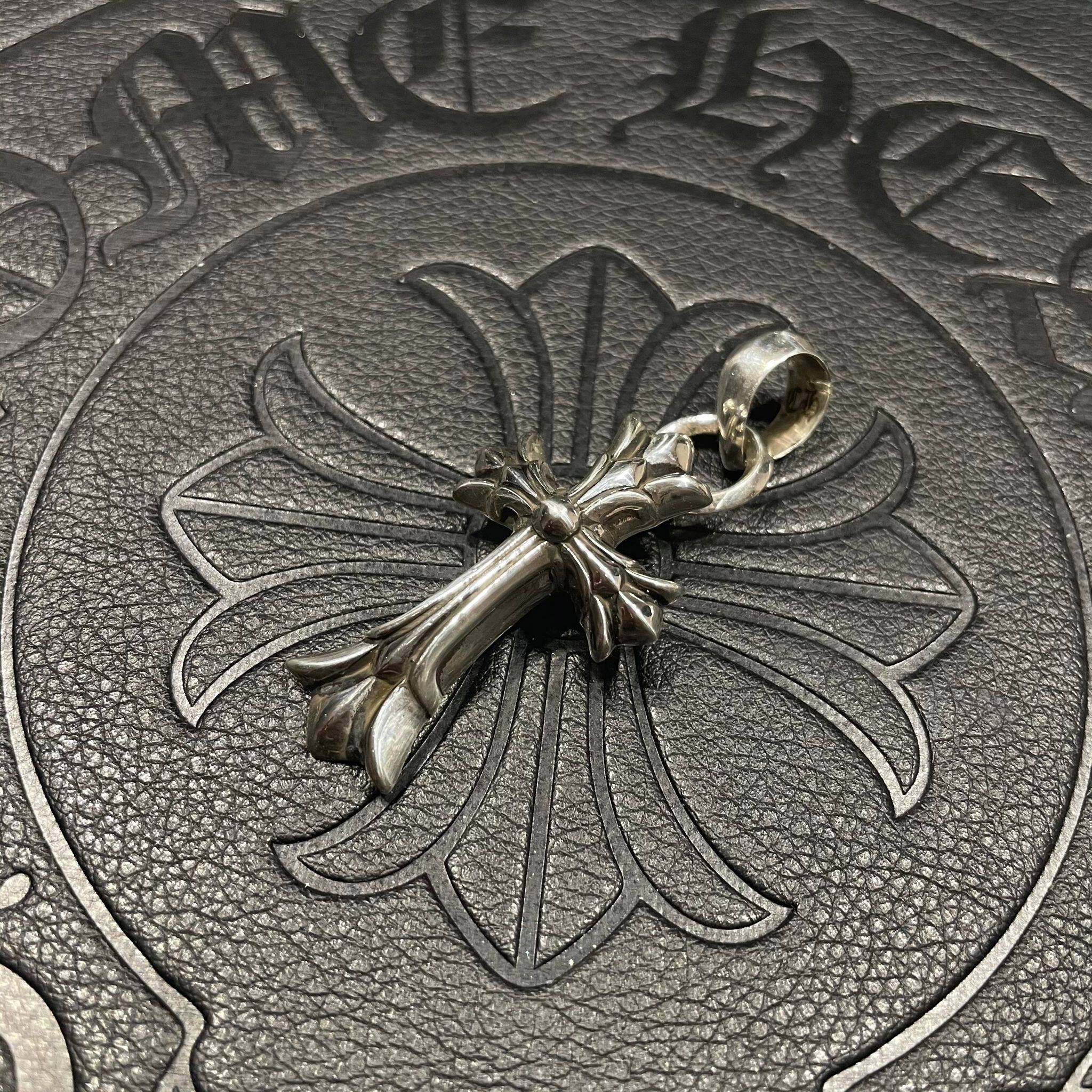 一折克罗心十字架