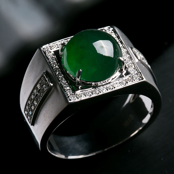 18k白金满钻镶嵌冰种满绿翡翠霸气豪华男戒 8.46g
