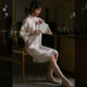 江南范新中式现代粉色刺绣苎麻旗袍小个子遮肚子改良年轻款茶艺师