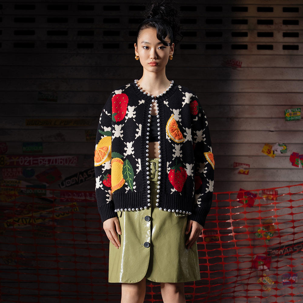 uooyaa/乌丫经典款趣味提花复古水果奶奶毛衫