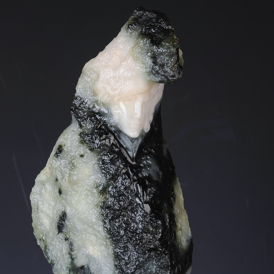 【盛装(获奖作品)】 王超麟玉雕工作室作品独山玉摆件6760g