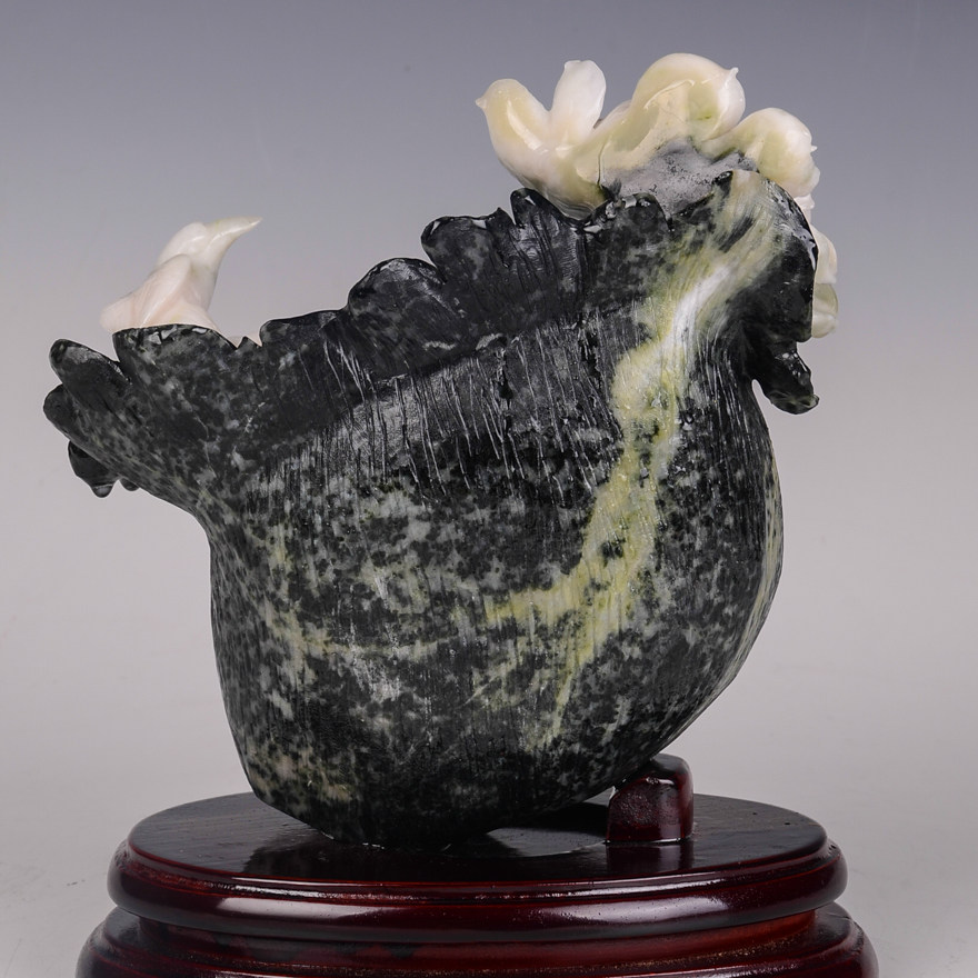 【清莲(鱼缸)】 王超麟玉雕工作室作品独山玉摆件2090g