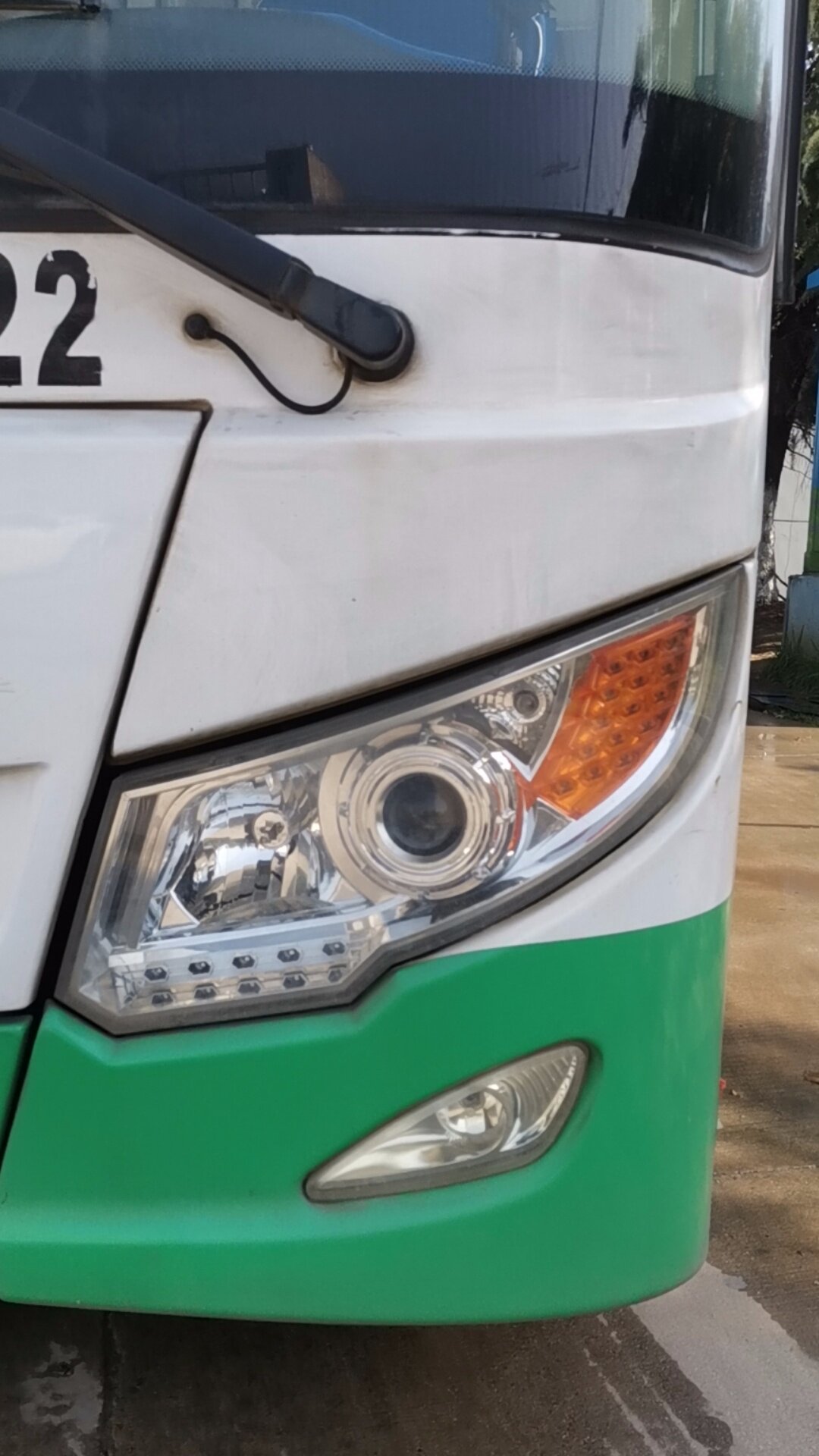 纯电动公交车客车大灯适用于珠海银隆南京金龙开沃星凯龙蜀都友谊