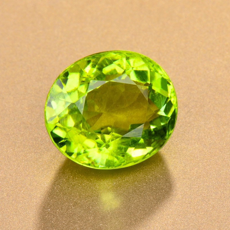 4.77ct 天然稀有全美色泽绿碧玺裸石 火彩好 颜色靓 可