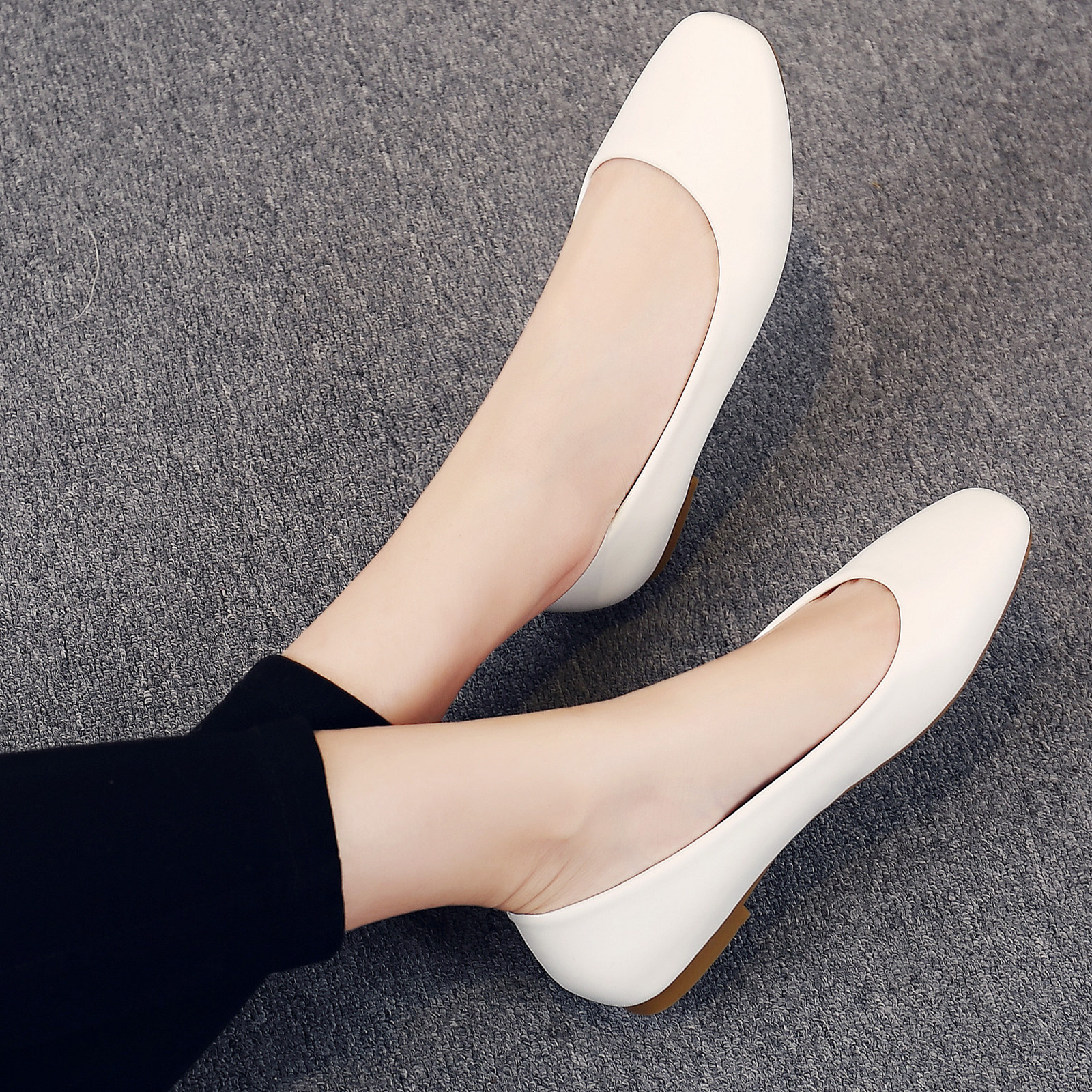 平跟单鞋浅口低跟