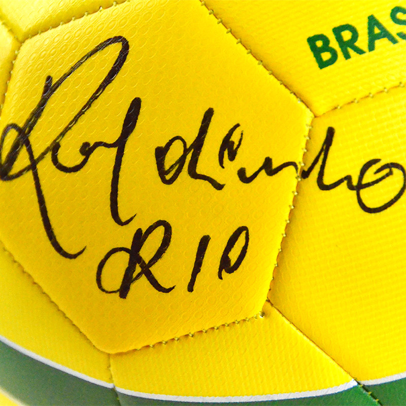 罗纳尔迪尼奥签名巴西国家队nike足球