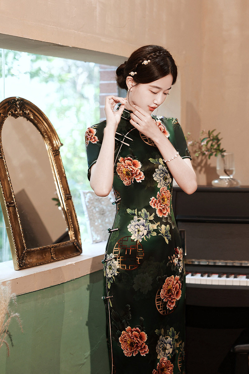 2022春季旗袍年轻款少女中国风老上海复古改良新式长款短袖连衣裙