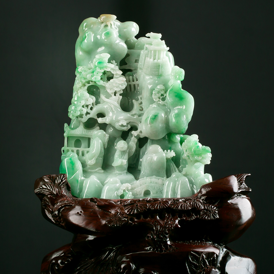 老坑种水润精雕飘绿翡翠山水摆件 (重量1.68kg)