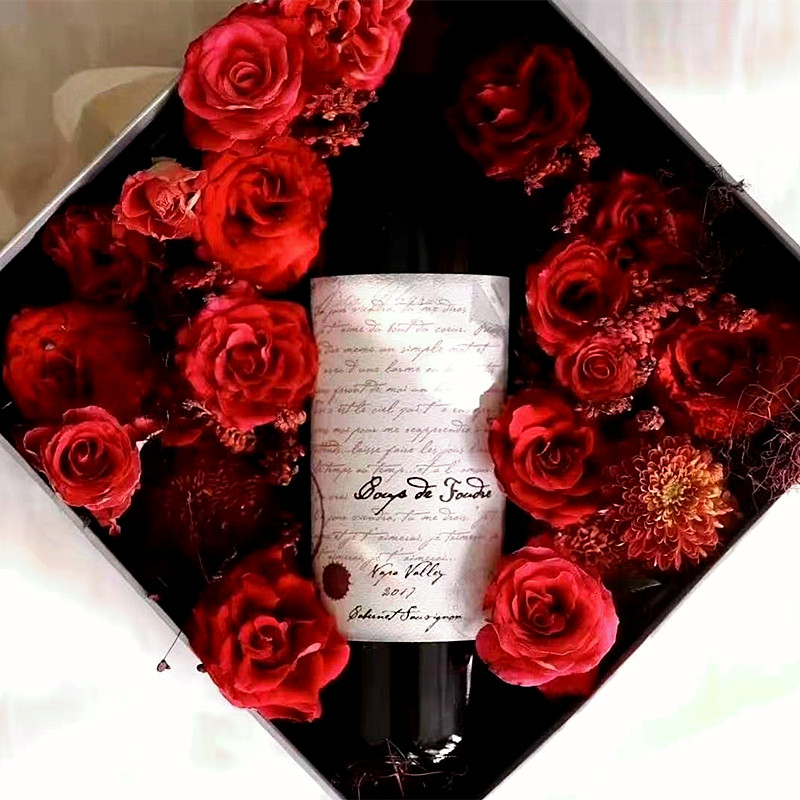 啸鹰酿酒师操刀美国纳帕coupdefoudre情书赤霞珠红酒膜拜酒