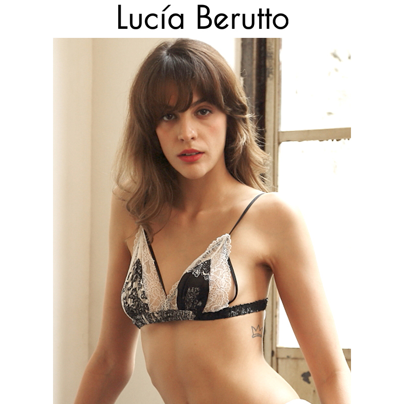 Lucia Berutto女士真丝印花性感无杯无痕文胸蕾丝桑蚕丝无钢圈在类目 女士内衣/男士内衣/家居服, 文胸中 - 来自Buy2taobao.com提供专业的淘宝代购服务