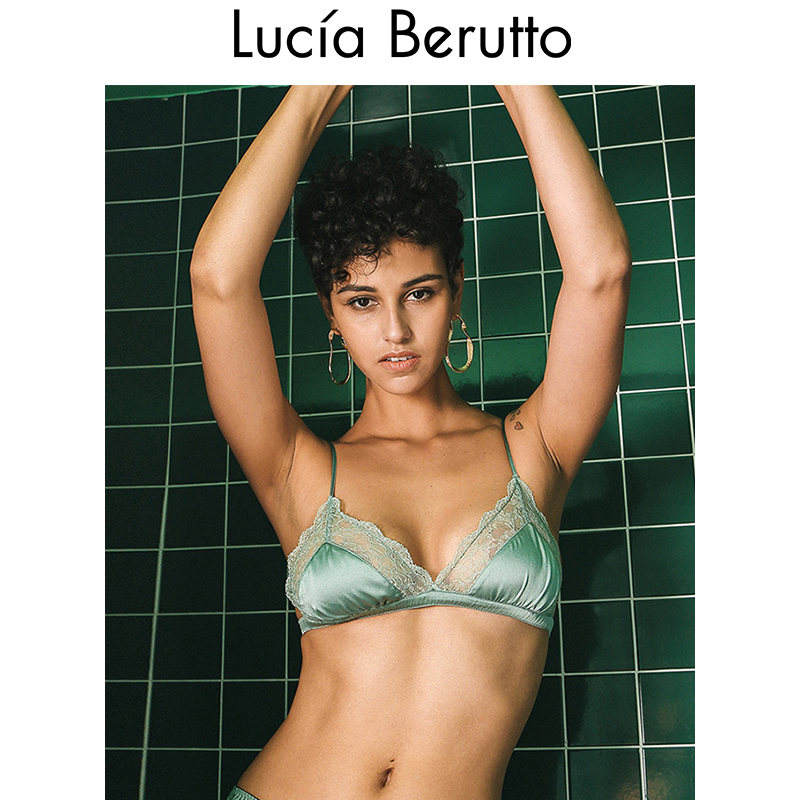 Lucia Berutto时尚蕾丝拼接文胸无插片无钢圈胸罩薄款性感内衣女在类目 女士内衣/男士内衣/家居服, 文胸中 - 来自Buy2taobao.com提供专业的淘宝代购服务