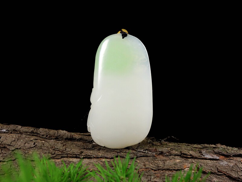 【即拍即得】海派玉雕大师【丹凤朝阳】翠青吊坠 崔博作品