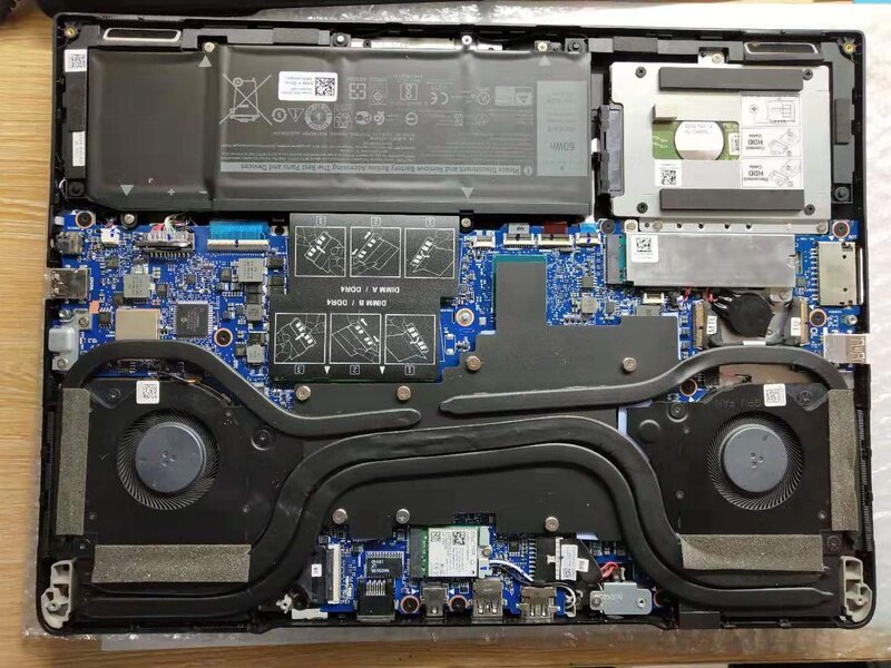 器上进行体验,而显示器越大越能提供更大的画面,你觉得27英寸不够用吗