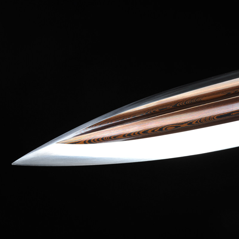 战矛 沈云 龙泉铸剑世家壬字号沈氏剑铺第四代传人(未开刃)