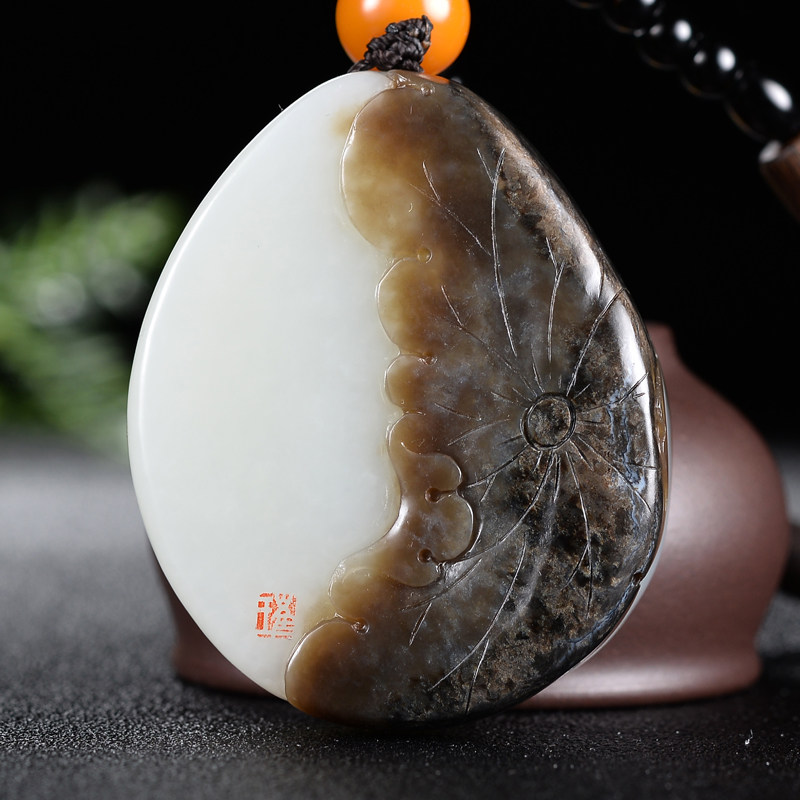 海派玉雕大师崔哲豪工作室作品 和田玉糖白玉 悟道手把件106带绳