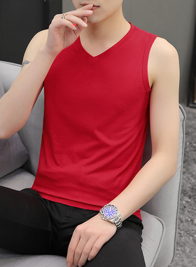 红色无袖背心