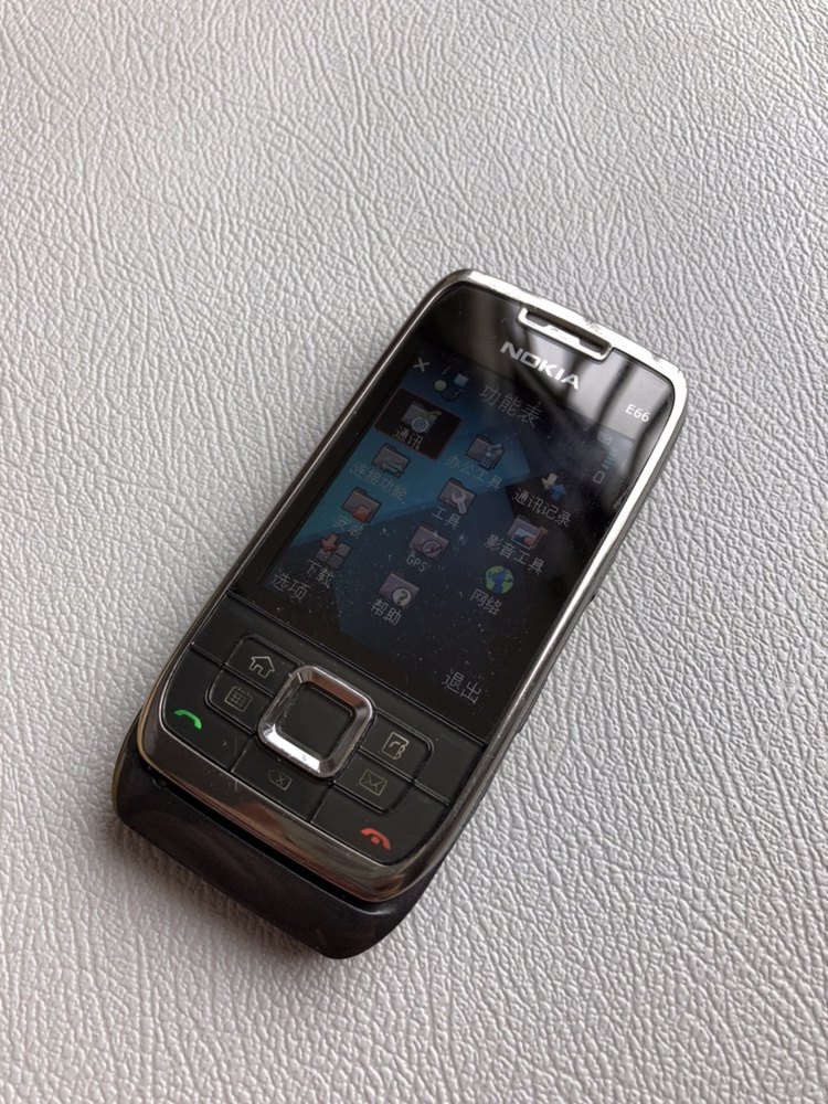 热销诺基亚智能手机 滑盖_诺基亚e66实拍现货全国包邮经典滑盖手机