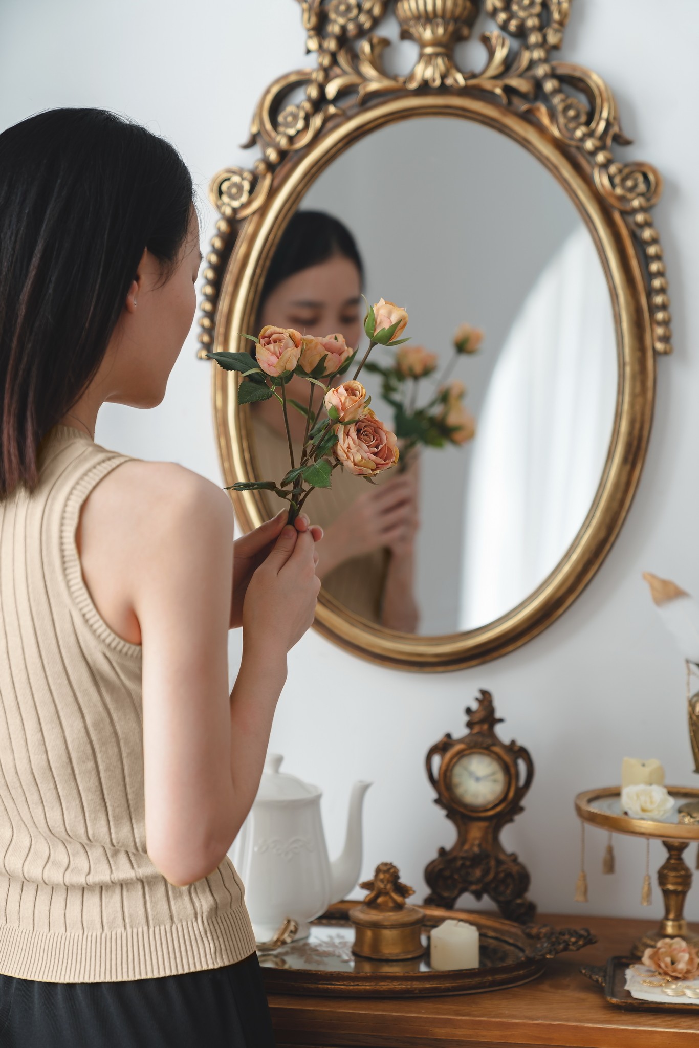 (今日8.6折)润家家居法式雕花仿古金色大号北欧梳妆镜复古圆形异形欧