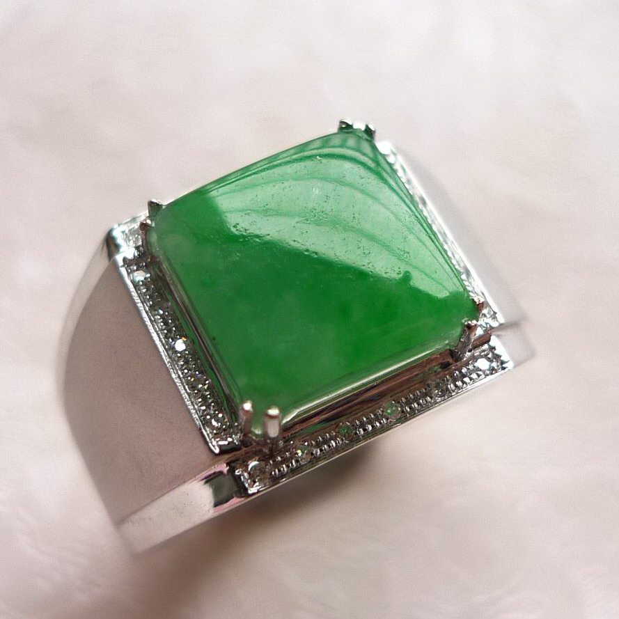 天然翡翠a货18k金镶嵌方形满绿戒指 (圈口18)4.78克