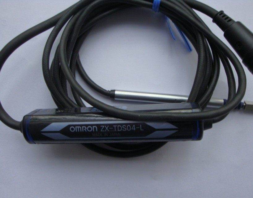 日本欧姆龙omron激光位移传感器zxtds04l正品优惠出售其它