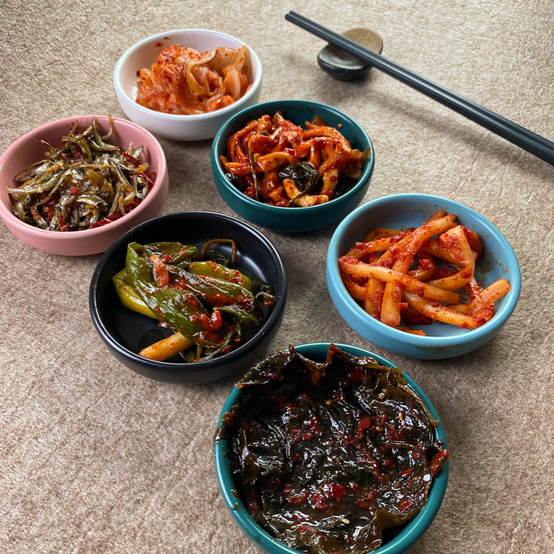 农一韩式泡菜组合装辣白菜小银鱼桔梗樱菜萝卜条下饭菜韩国小菜