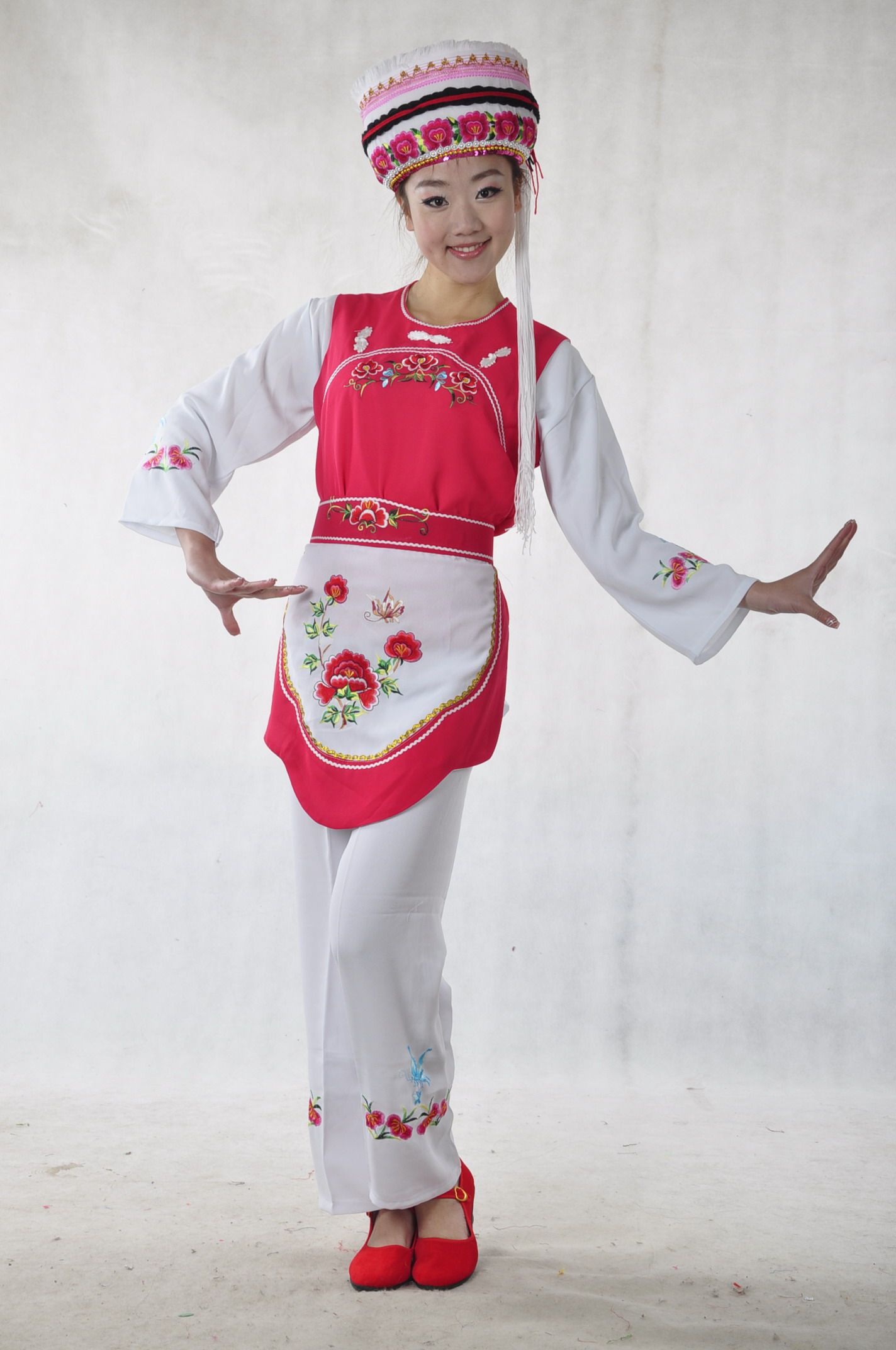 少数民族大理白族成人服装/舞蹈表演服饰/葫芦丝舞台演出女装玫红