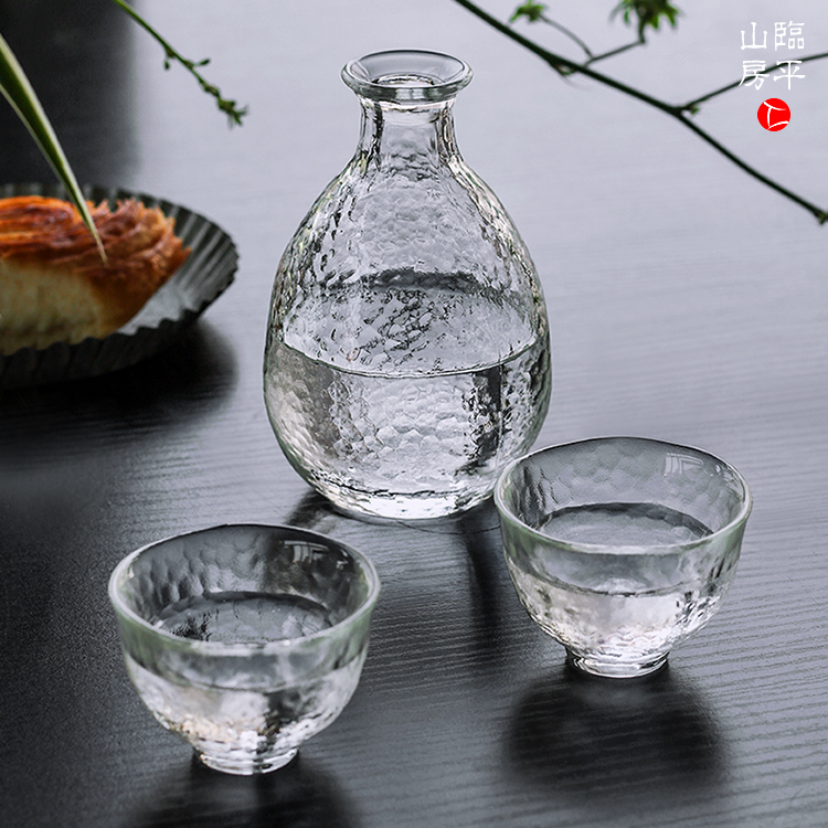 日本进口津轻创意锤纹小酒杯白酒杯分酒器日本料理耐热玻璃清酒壶