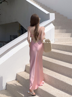 法式绝美粉色性感露背缎面吊带连衣裙女夏季气质海边度假礼服长裙