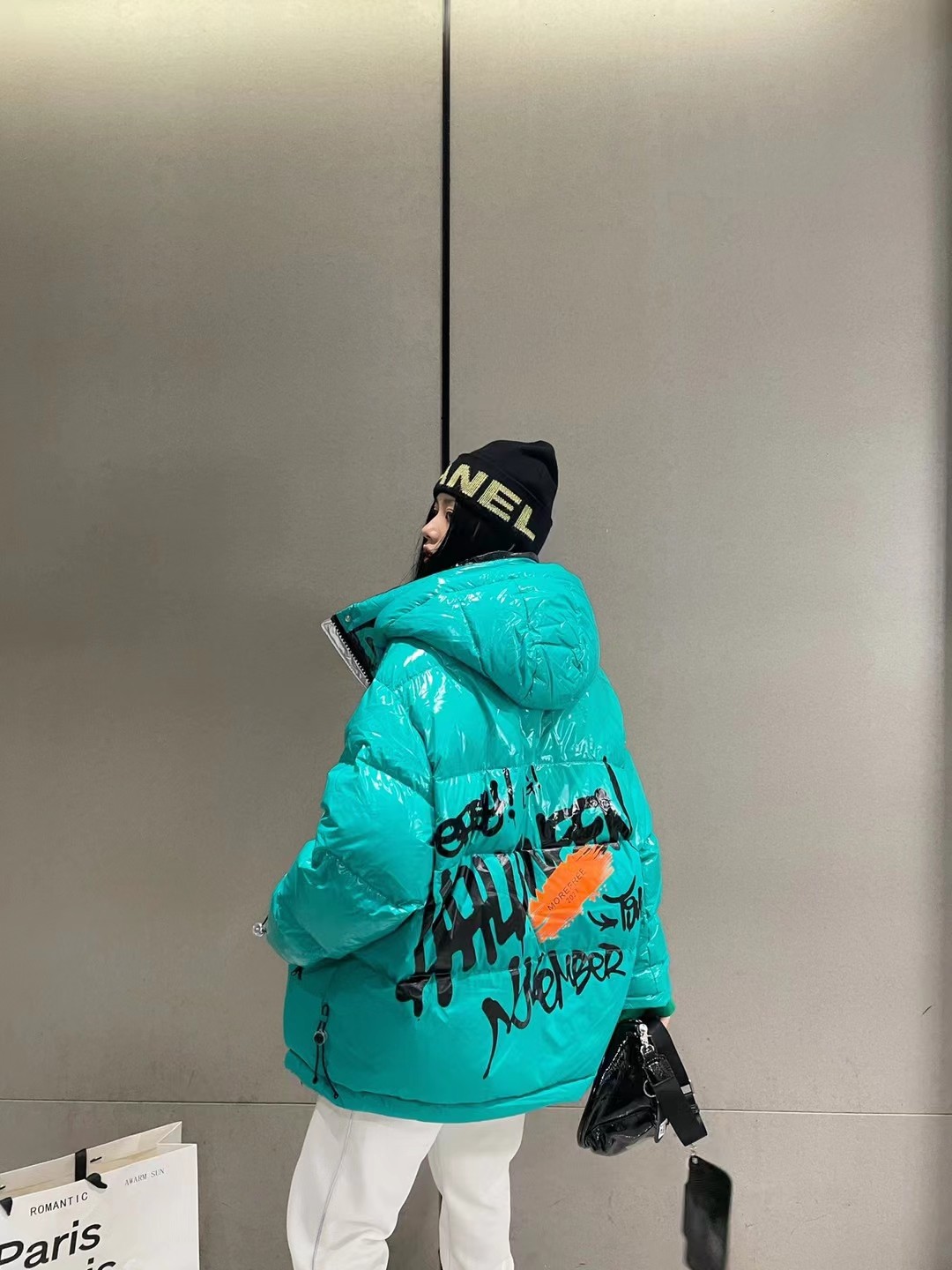 gg潮牌女装2021年冬季羽绒服中长款宽松白鸭绒外套高级感撞色时尚