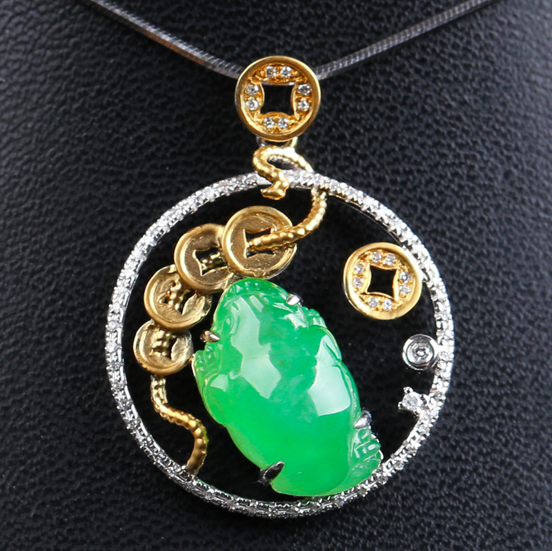 奢华珍品 天然翡翠a货18k金真钻阳绿三脚金蟾吊坠4.30g