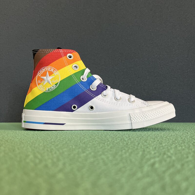 匡威all star 彩虹纹高帮拼色匡威男女时尚休闲帆布鞋情侣167758c