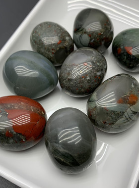 天然非洲血石椭圆形原石摆件进口鸡血石鱼缸造景石儿童科普矿石头