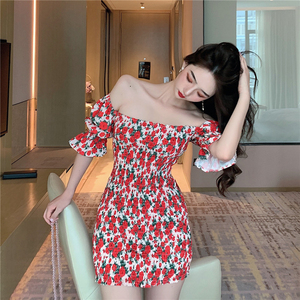 Live shooting! New Retro French waist closed off one shoulder bubble sleeve sweet floral slim dress