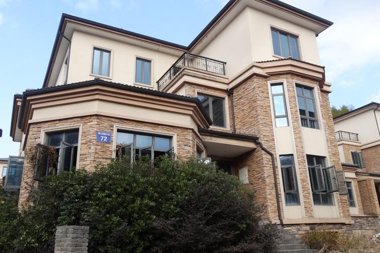 【第一次拍卖】宁波市奉化区锦屏街道香山美邸小区72幢01号房产