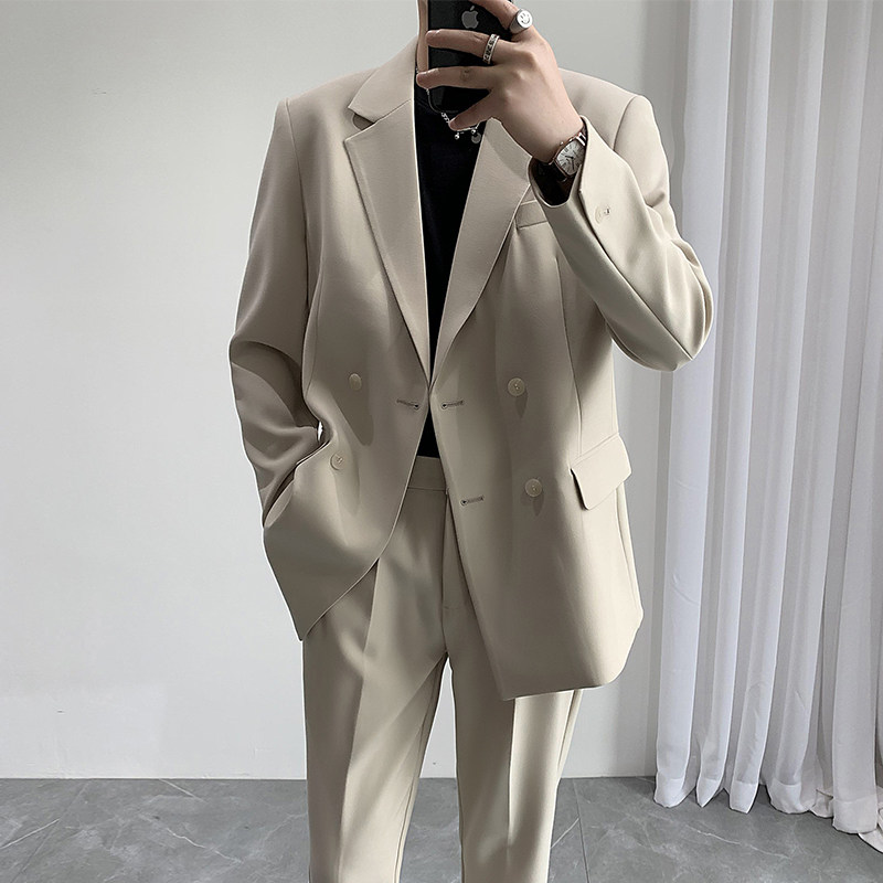 米白色双排扣西装男宽松外套韩国垂感轻熟风西服搭配九分裤一套装