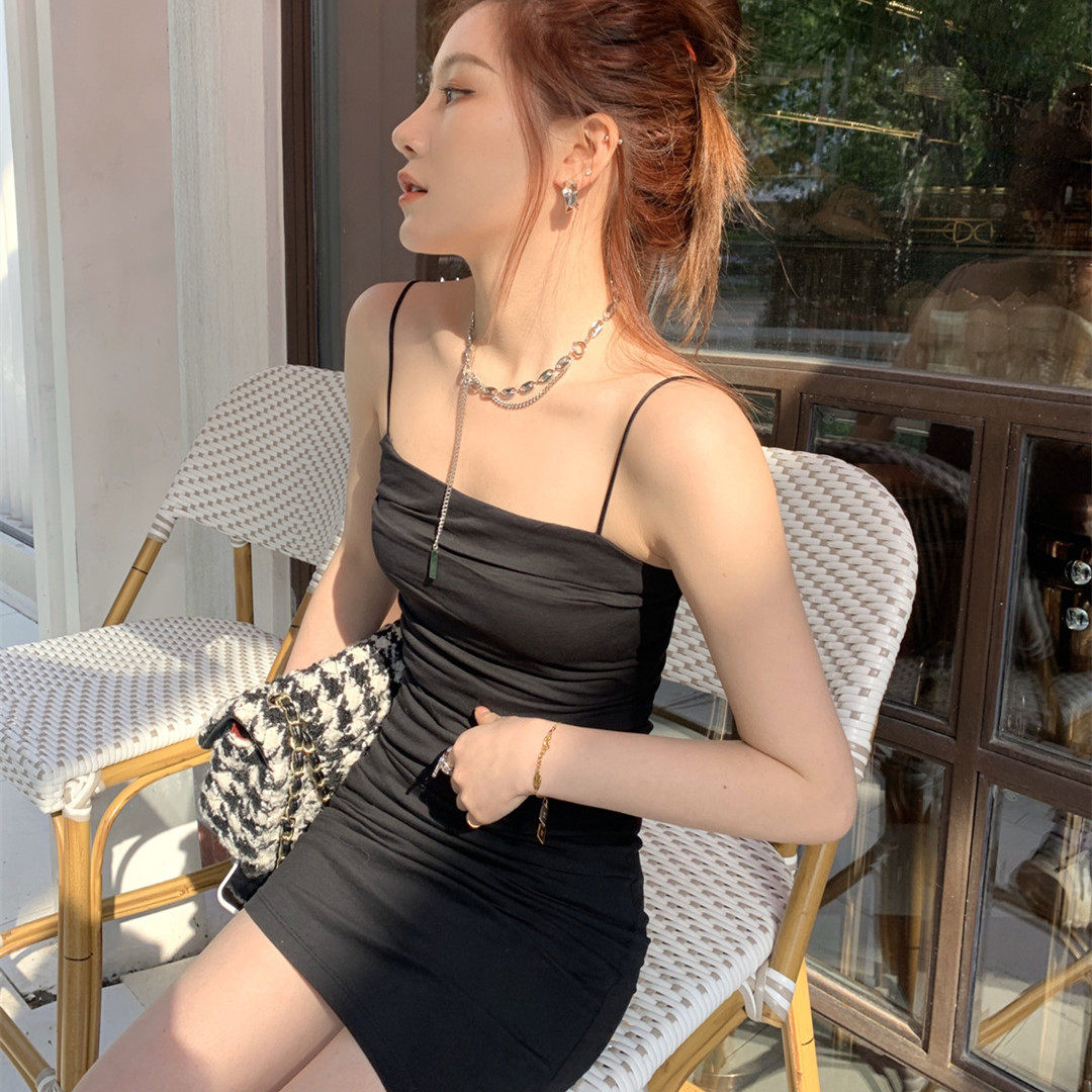 21春夏黑色性感包臀吊带连衣裙欧美修身显瘦紧身打底抹胸裙外穿女