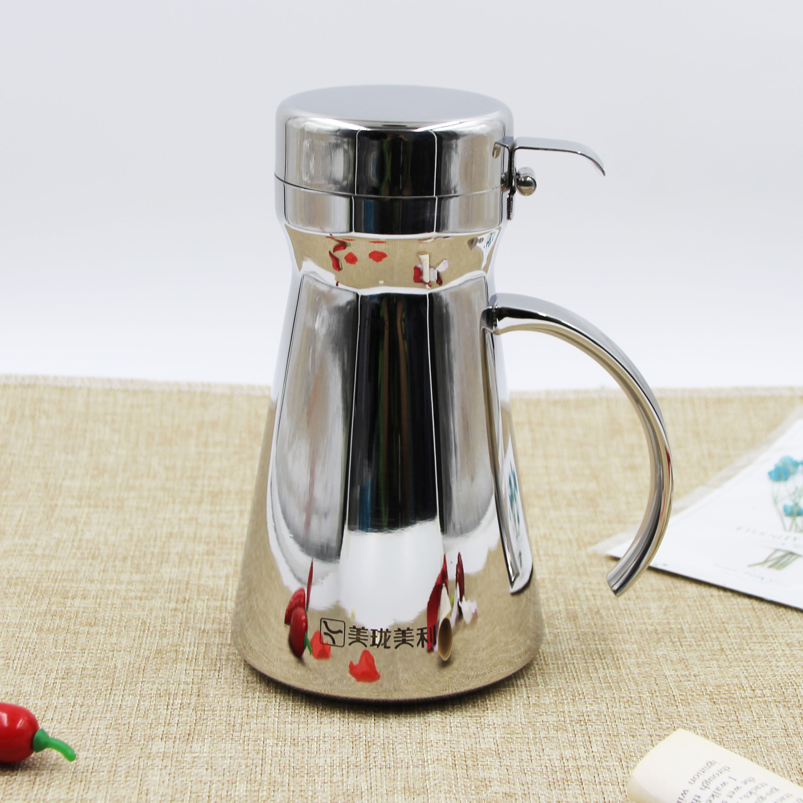 304不锈钢油壶油瓶防漏家用装油瓶酱油瓶倒油瓶厨房用品小油罐