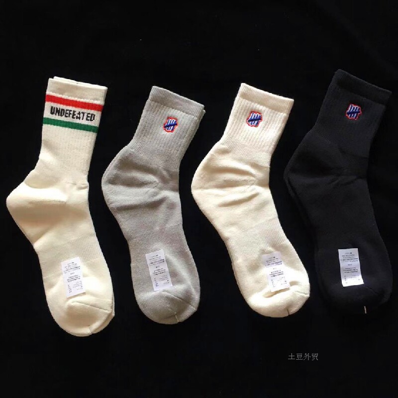 包邮现货undefeated刺绣logo袜子