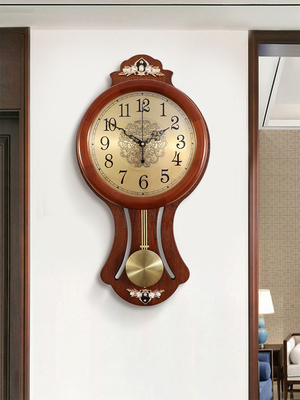 摆钟客厅木质图片