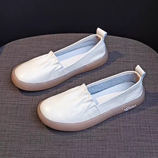新款小白鞋女真皮2024头层牛皮软底孕妇护士鞋一脚蹬浅口乐福女鞋