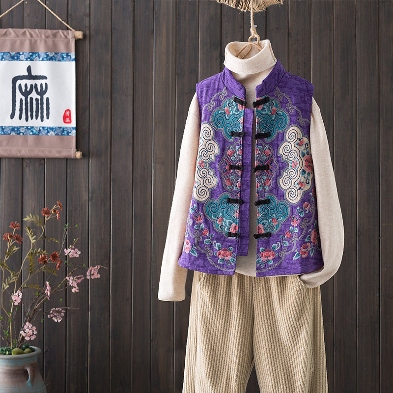 棉麻刺绣马甲短款春秋中式盘扣夹棉背心女民族风立领坎肩开衫马夹