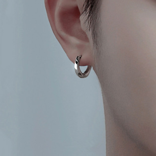 莫比乌斯S925银针素耳圈耳钉男士高级耳环养耳洞耳饰小众设计耳扣