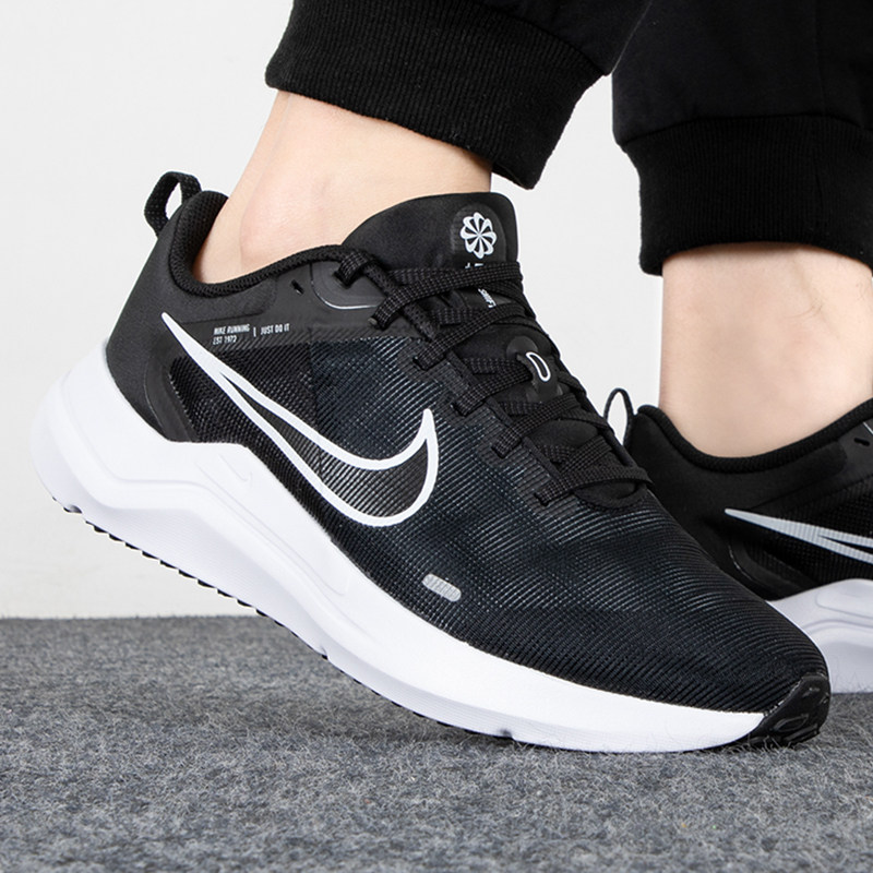 nike耐克正品运动鞋男鞋2023春季新款登月12网面鞋跑步鞋慢跑鞋