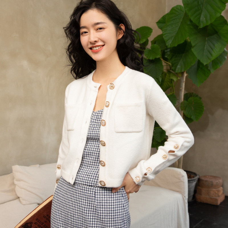 白色小香风外套女秋冬