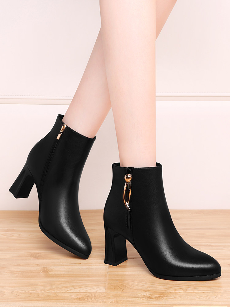 冬天鞋子女短靴