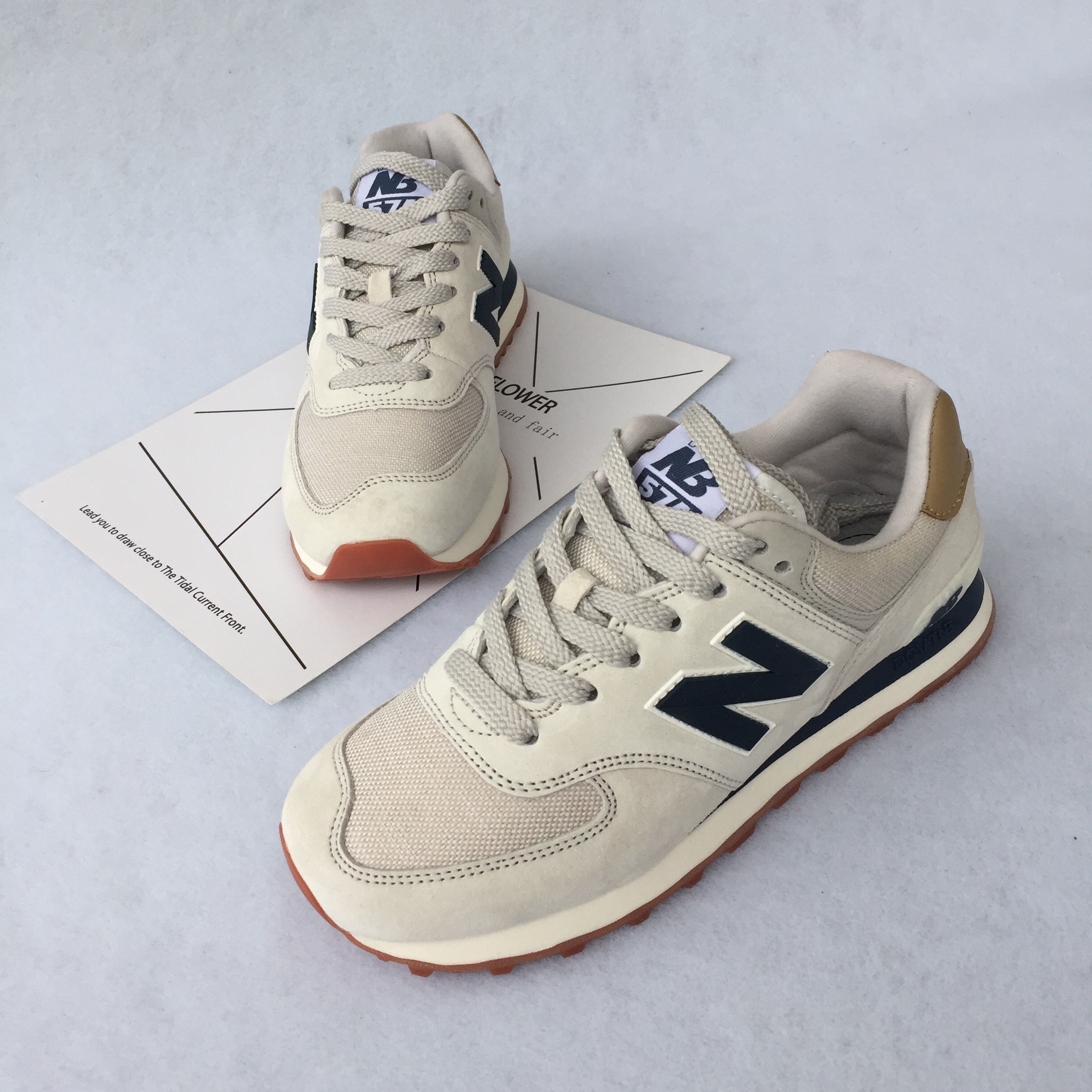 ins潮浪新百伦威女鞋浅灰蓝574lgi男鞋学生百搭复古跑步运动鞋子