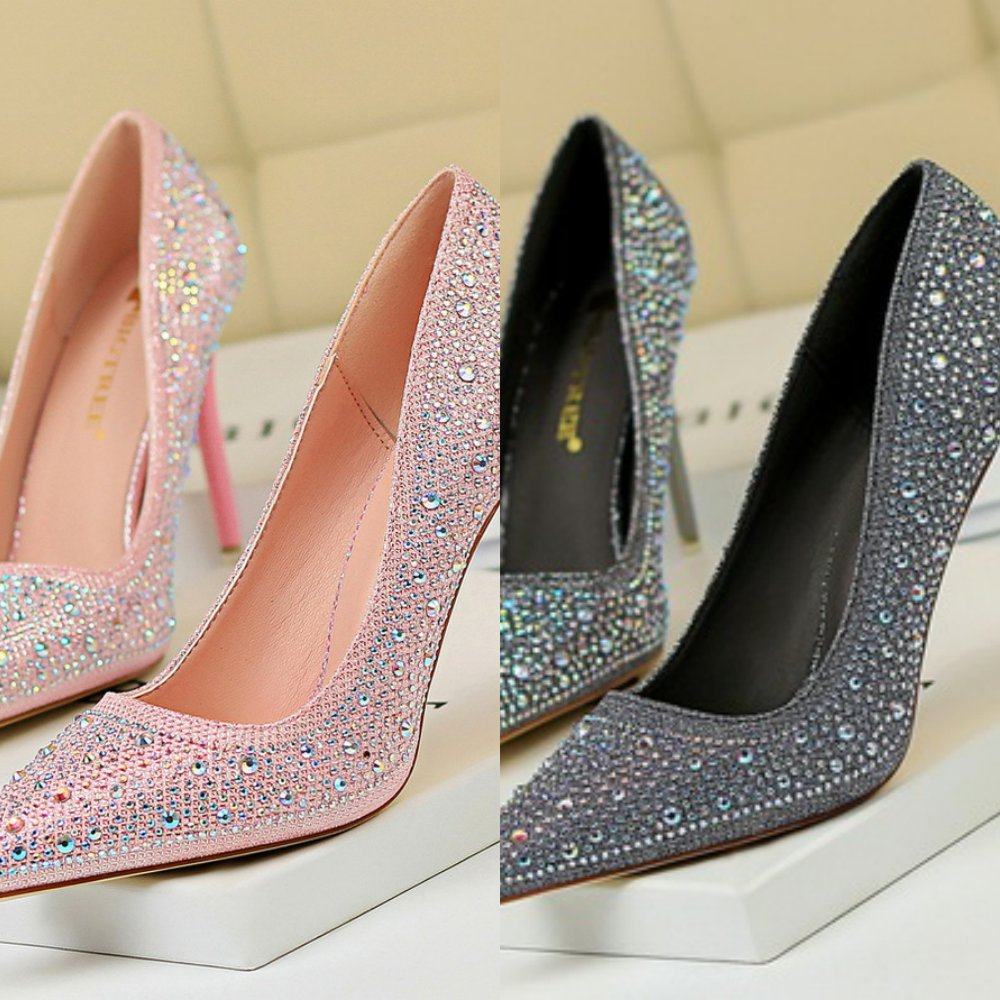 婚纱影楼拍照尖头高跟鞋细跟浅口水钻单鞋银色性感婚鞋新娘女鞋