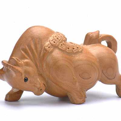 新品桃木牛摆件生肖木牛工艺品装饰品木雕实木雕刻原